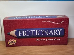 BOARD GAME PICTIONARY 2000 EDITION Game Cards With Plastic Deck Holder & Board