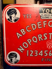 Yogee The Amazing Answer Board 1944