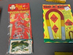 Huge Vintage lot 1930’s & 40s Board Card Games & Toys & Blocks Bingo Anagrams