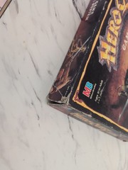 HEROQUEST GAME SYSTEM Milton Bradley 1990 – 100% Complete Damaged Box