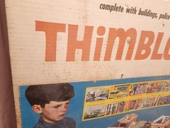 Vintage 1965 Remco Thimble City 670 Magnetic Board Game