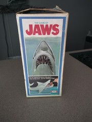 Ideal The Game of Jaws Shark Board Game 1975 All Original box & pieces