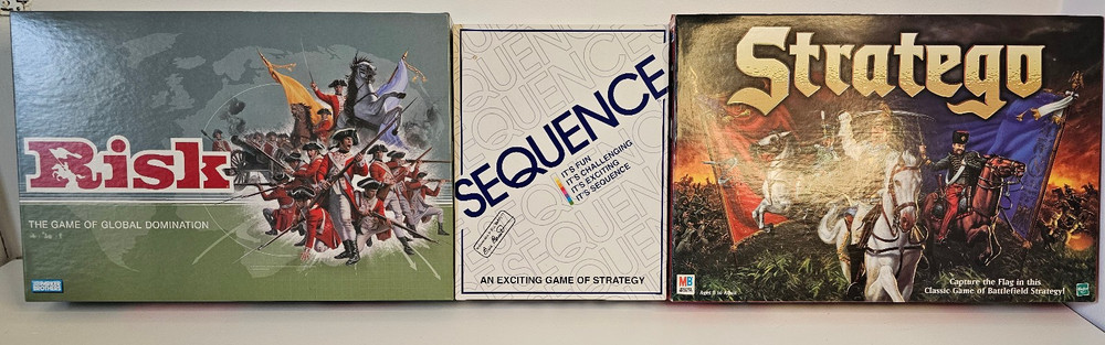 Stratego 1999, Sequence 1995, Risk Global Domination 2010 Strategy Board Games