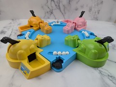 Hungry Hungry Hippos Board Game Tabletop Hasbro 2006 16 Marbles No Box