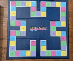 Pictionary Updated For The 90’s Classic Board Game from 1993 COMPLETE