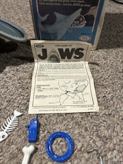 Jaws Movie COMPLETE Game Shark vintage 1975 Ideal w Box ALL Pieces w Hook Manual