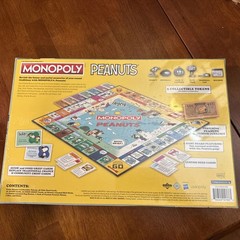 2023 NEW MONOPOLY PEANUTS BOARD GAME HASBRO CHARLIE BROWN SNOOPY & FRIENDS