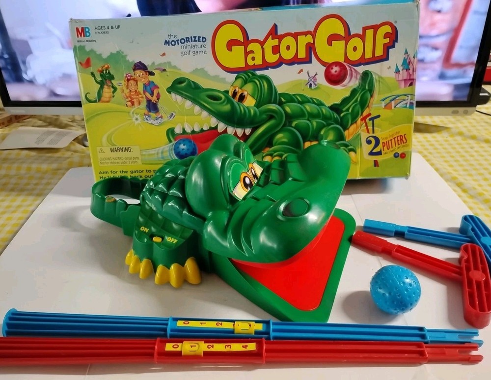 Vintage 1993 Milton Bradley Gator Golf Game Tested Works- 2 Clubs ,1 Ball