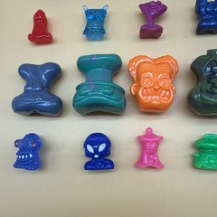 Vintage 1996 Gogo’s Crazy Bones Metal Lunchbox With Bones & Stickers Aliens