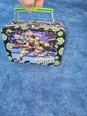 Teenage Mutant Ninja Turtles 5.5″x3.5″ 3D Metal Lunch Box empty NO pieces