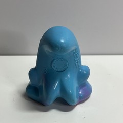 #3 Eggy Original Crazy Bones Magic Box Int. Gogos Crazybones 1990s Blue/Pink