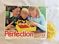 Vintage 1977 Lakeside Perfection Game No. 8370 Complete – Original Box