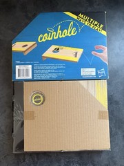 Hasbro Gaming Coinhole Tabletop Coin-Bouncing Party Game C3810 New sealed
