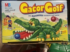 Vintage 1993 Milton Bradley Gator Golf Game Tested Works 2 Clubs 2 Balls + Instr