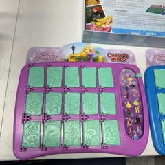 Disney Princess Guess Who? Guessing Game Hasbro – COMPLETE – NO MISSING PIECES