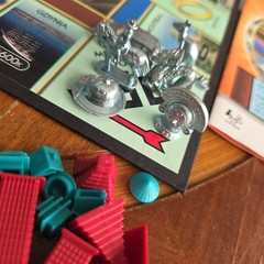 Monopoly Here and Now World Edition COMPLETE Unit Works Parker Brothers 2008