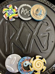 90s POGs Tournament Arena w 300 POGs, Six Slammers Metal & Plastic