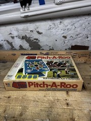 Vintage Milton Bradley Pitch-A-Roo Bean Bag Game Rare Complete