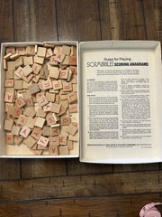 Vintage 1975 Scrabble Scoring Anagrams Game 179/180 Wood Tiles Nearly Complete
