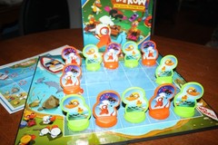 Ducks in a Row – The Quacky Strategy Game – Thinkfun Games 2007