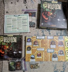 Fantasy Flight Games Arkham Horror Board Game 2nd Edition organizer included