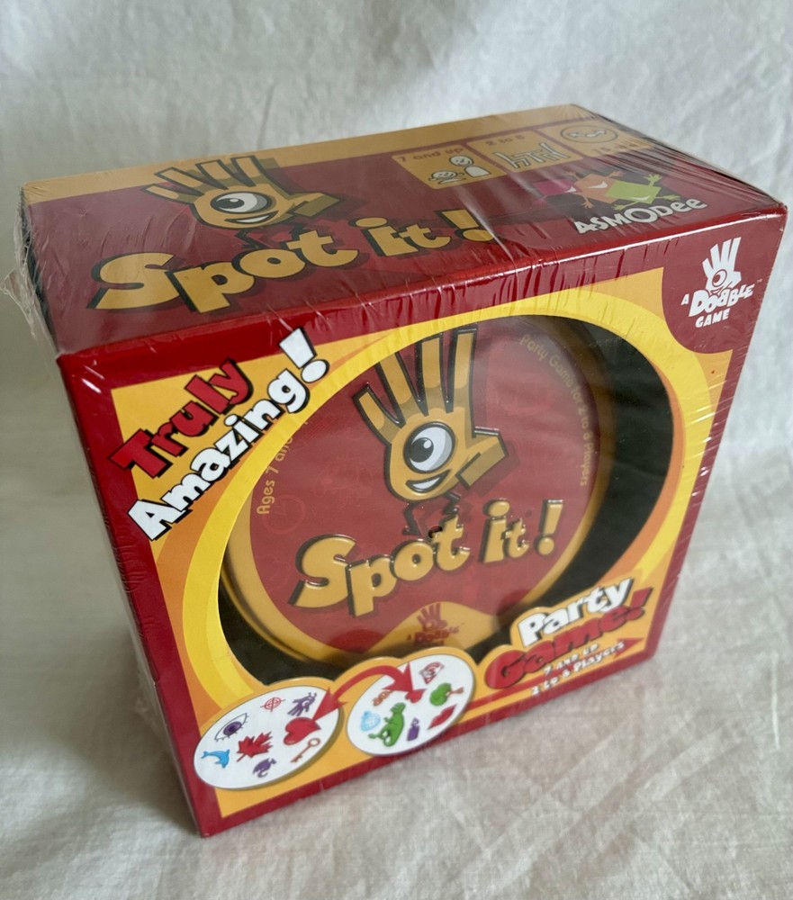BRAND NEW Spot it! Dobble party card game by Asmodee mint sealed in box