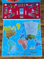 Vintage 1970’s Board Game Lot Monopoly Life Risk Battleship Clue Backgammon