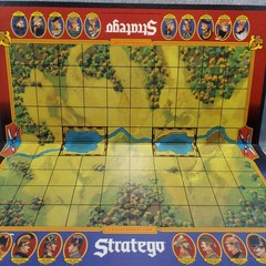 Vintage Milton Bradley Stratego Board Game Ages 10 To Adult Battlefield Strategy