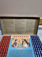 Vintage Stratego Board Game Milton Bradley 4916 Complete Red Blue Pieces