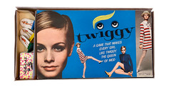 Twiggy Milton Bradley Board Game Vintage 1967- Missing 1 Game Piece and Die
