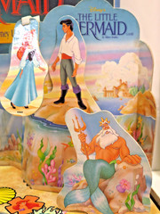 1992 Milton Bradley Disney’s The little Mermaid 3-D Board Game Complete