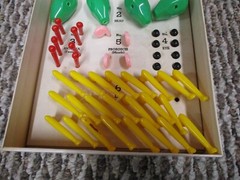 1949 Vintage Cootie Game Box Is 6×9 Inches Missing 1 Leg Green Heads EX
