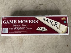 SCRABBLE GAME Movers Die-Cast Truck with Scrabble Game 55760 Cool