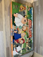 2006 Family Guy Collector’s Edition Monopoly Board Game All Pieces