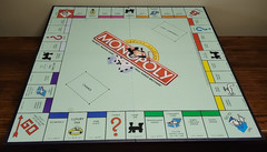 Monopoly Deluxe Edition 1998 Wood Houses 12 Gold Tokens Parker Brothers Complete