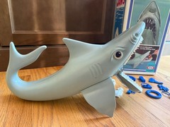 Vintage The Game of Jaws Shark Game 1975 Original box & pieces (Almost Complete)