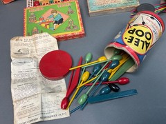 Huge Vintage lot 1930’s & 40s Board Card Games & Toys & Blocks Bingo Anagrams