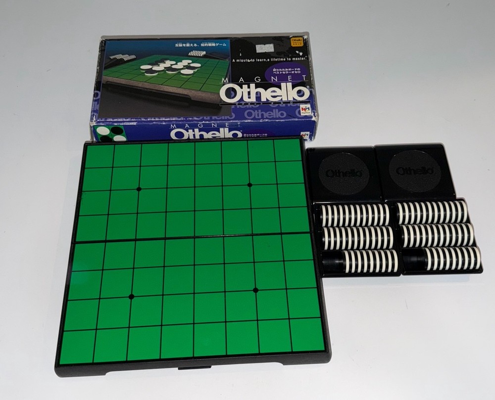 Vintage MegaHouse Japanese Magnet Othello Portable Board Game Magnetic With Box