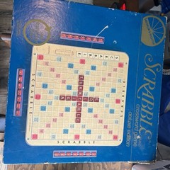 Scrabble Deluxe Edition Board Game Rotating Turntable Selchow Righter