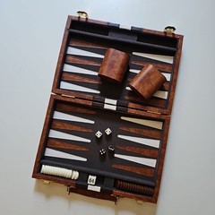 Backgammon Folding Compact 15″ Complete Set Brown Vinyl Board Game Vintage