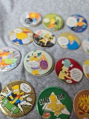 The Simpsons Pickers Lot Of 102 Pogs Tazos Magic Box 2005 Espanol / Ingles