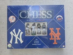 USAopoly Baseball Chess Game New York Yankees vs New York Mets NEW