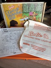 LAKESIDE’S BARBIE Light-Up Drawing Desk 5341 1974 Lights Up! Original Paperwork