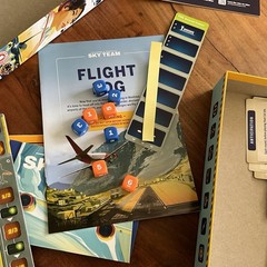 Sky Team – Prepare For Landing Board Game EUC adult Owned Gently Used