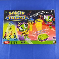 NEW – Saucer Scramble game by Mattel – 2008 Electronic Action + Spaceship Sounds