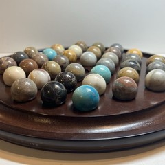 Vintage 1994 Bombay Company 13.5” Solitaire Wooden Game Board 36 Stone Marbles