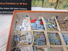 Avalon Hill – SQUAD LEADER – WWII Infantry Wargame – Used – Complete – 1977