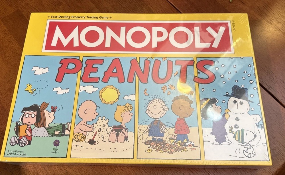 2023 NEW MONOPOLY PEANUTS BOARD GAME HASBRO CHARLIE BROWN SNOOPY & FRIENDS