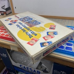 Guess Who? Board Game Milton Bradley Vintage 1991 95% Complete With Box