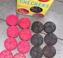 B7 Vintage 1950s Halsam Comet 24 Embossed Wood Checkers In cardboard Tin #518